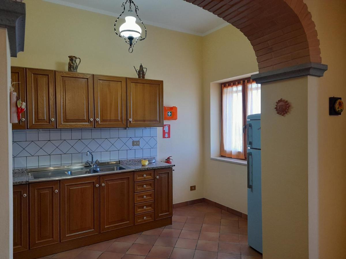 Casa Vacanze Antica Volsinii Больсена Экстерьер фото