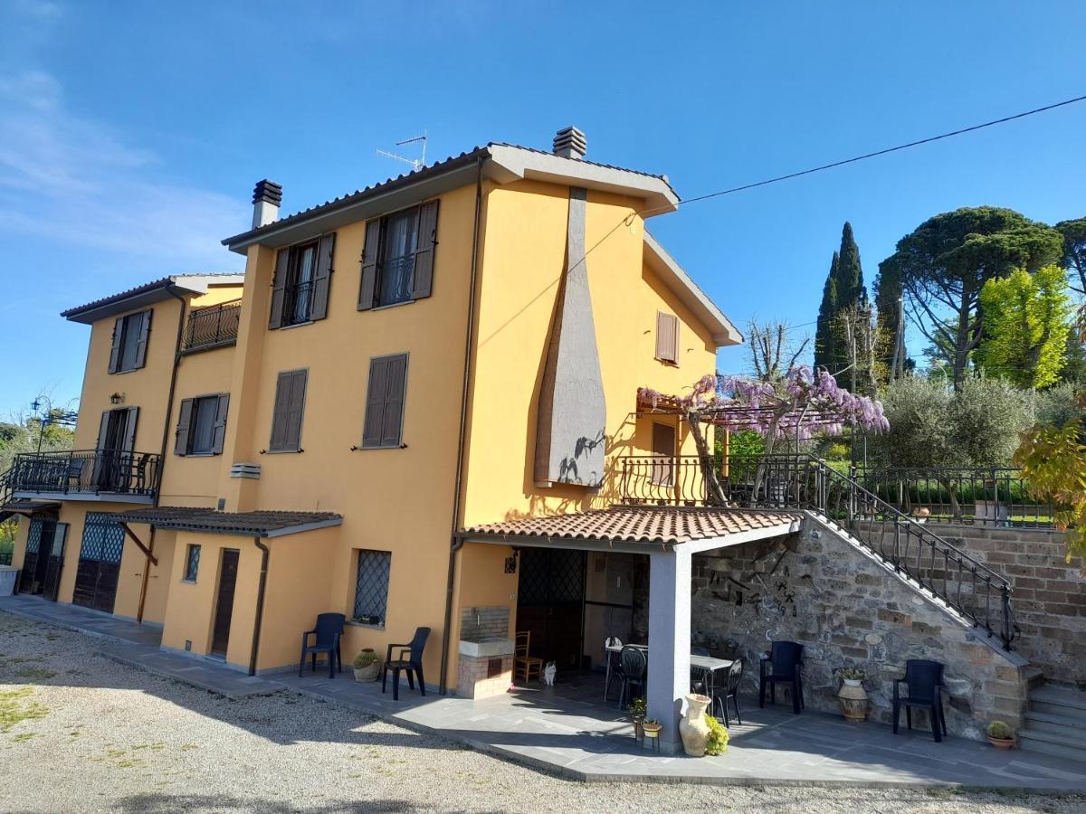 Casa Vacanze Antica Volsinii Больсена Экстерьер фото